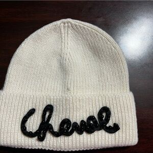 CHANEL White Knit Beanie with Black Logo